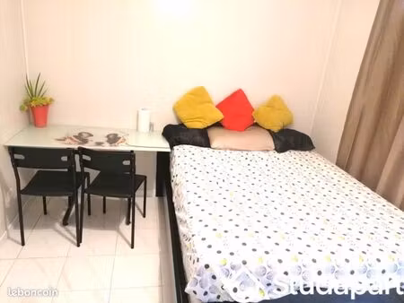 chambre 1 pièce 10 m²