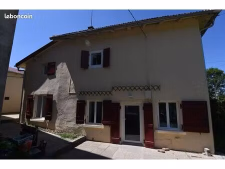 location maison perreux
