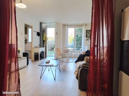appartement t2 avec jardin clos