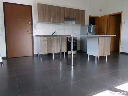 f2 – 38 m² - proche gare hagondange + 2 parkings