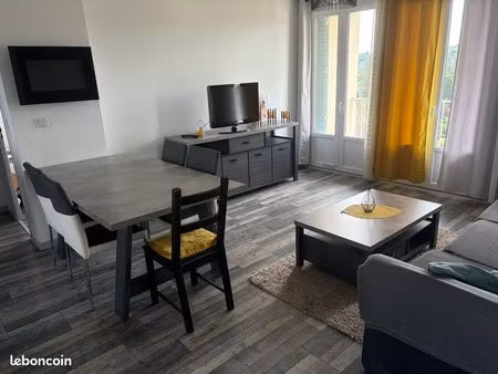 apparemment à louer en colocation ou en entier