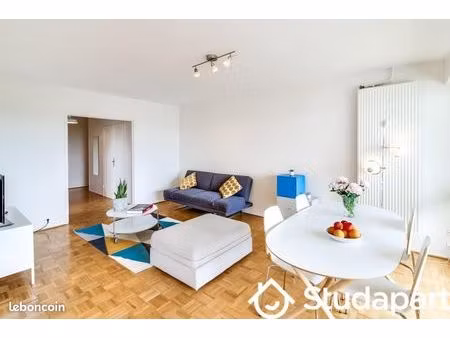 chambre 1 pièce 10 m²