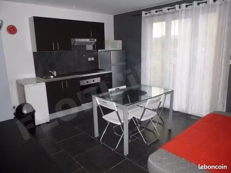 appartement t3 meublé  balcon