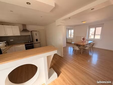magnifique t5 de 90 m² entièrement rénové – lumineux et spacieux