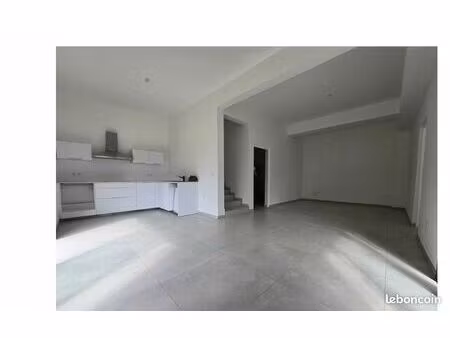 location maison neuve t4 1700 la possession