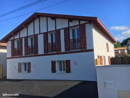 villa t6 contemporaine lumineuse et calme à arcangues limite biarritz