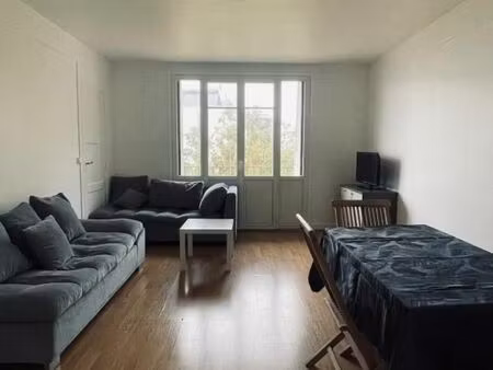 chambre 1 pièce 9 m²