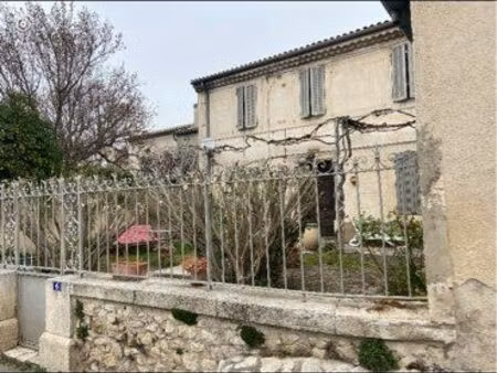 maison centre du village