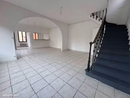 maison de 122m2 apl + rsa accepté
