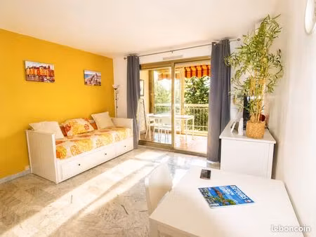 charmant studio de 30 56m2 dans résidence de standing