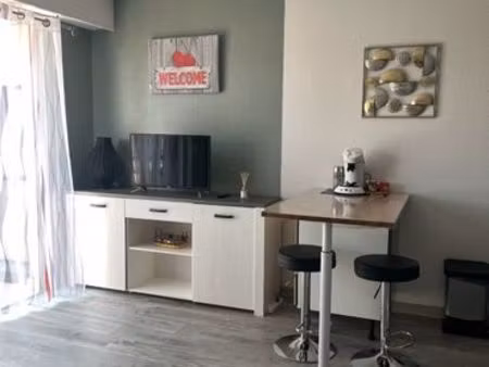studio meublé