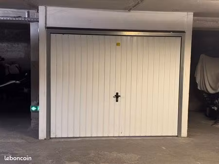 garage box nice centre