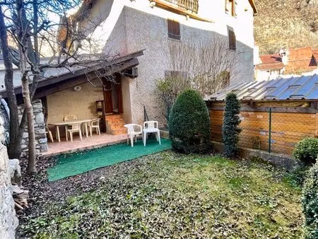 studio avec jardin privé saint étienne de tinée