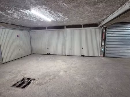 local/garage cannes la bocca - zi les tourrades