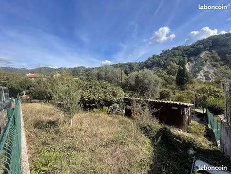 terrain d'agrément