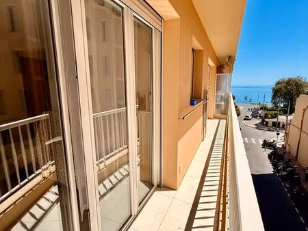 menton centre - t2 avec balcon vue mer à 2 pas des plages