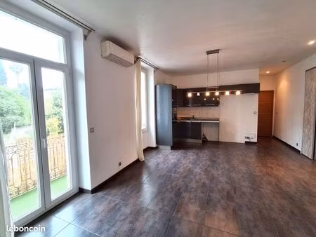 t2 49 m² – 2 balcons – proche gare & mer – saint-laurent-du-var