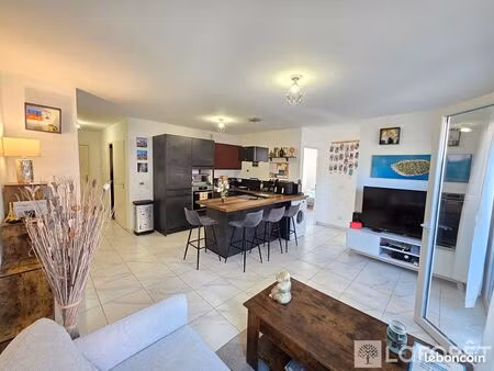 appartement 3 pièces 59 m²
