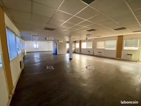 bureaux 535 m²