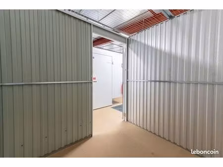 garage/box 9 m² gardanne