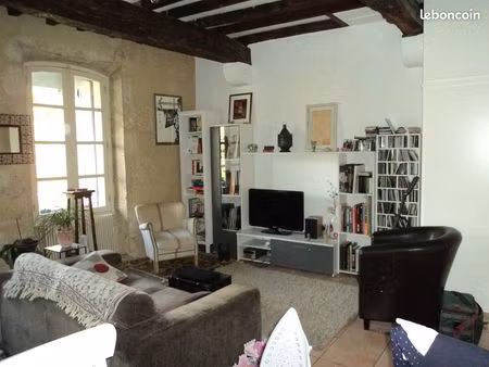appartement 3 pièces 65 m² centre rénové