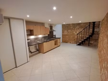 maison de village type t2