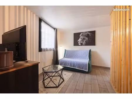 studio 1 pièce 30 m²