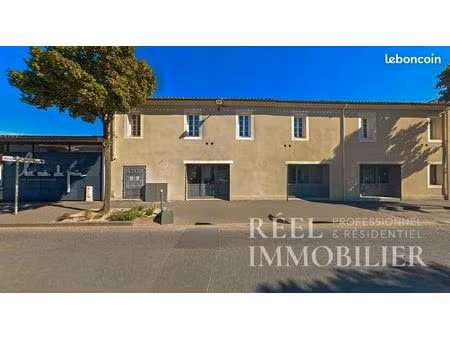 local commercial 185 m² auch