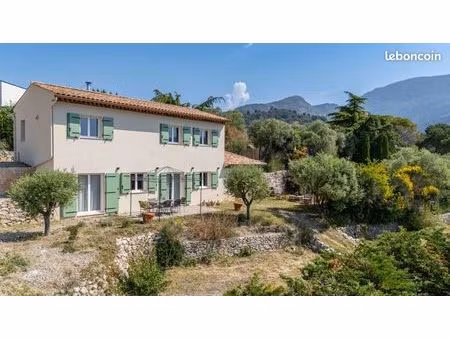 villa 5 pièces 119 m²