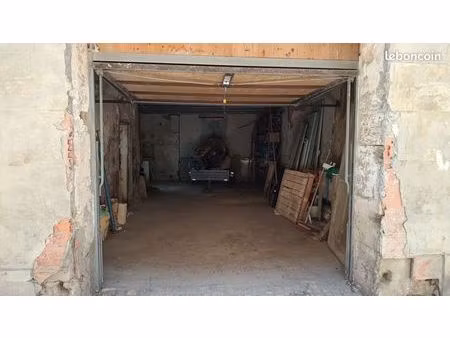 maison de ville centre tarascon — garage 45 m² (2 voit. + atelier) — tropézienne — ~110 m²