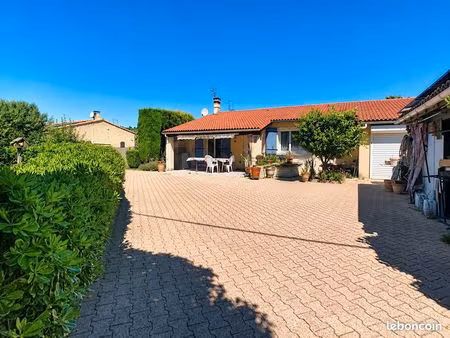 villa 3 pièces 92 m²