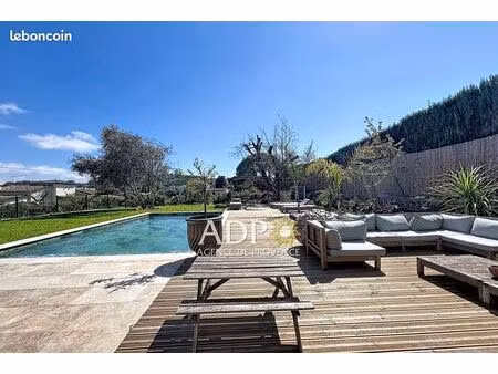 maison 6 pièces 132 m²