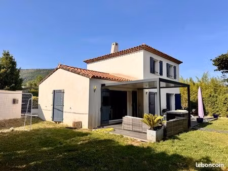 maison familiale récente au calme – la sine à vence