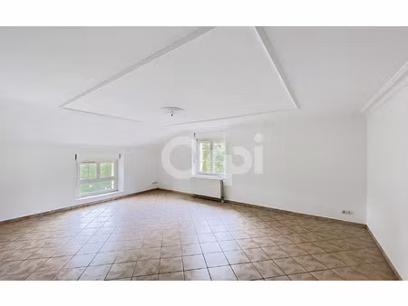 location appartement  m² t-4 à neufchâteau  580 €