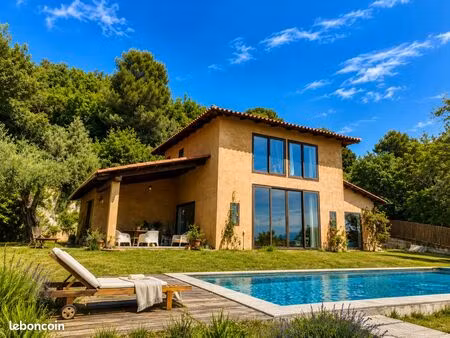 vence – villa bioclimatique 200 m² avec piscine et terrain 1 800 m²