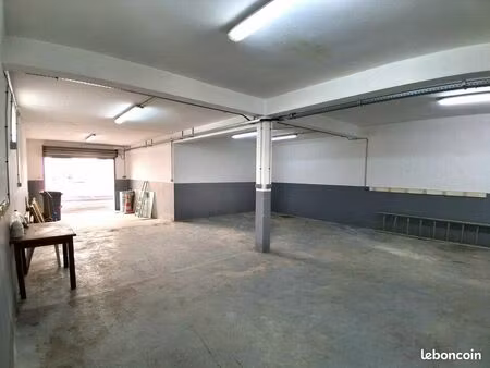 entrepot - logistique 136 m² vallauris