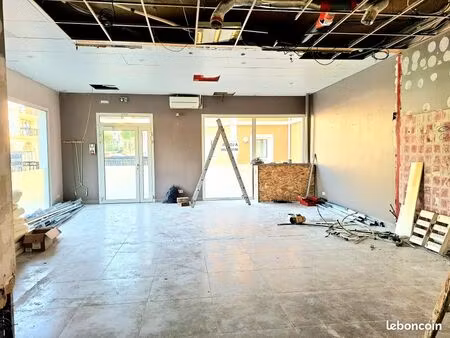 local commercial 78 m² roquefort-les-pins