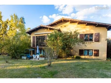maison avec possibilité d’avoir 2 logements indépendants