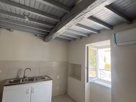 location d'un t5 à st-blancard