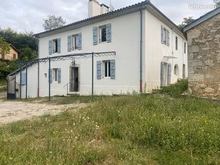 ordan larroque – grand appartement t3 indépendant en rez-de-chaussée 107 m²