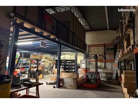 local commercial 351 m²