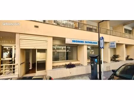 murs commerciaux 112 m² antibes