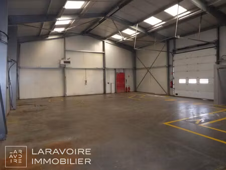 location local commercial