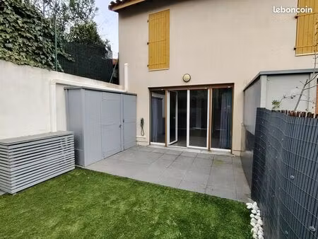 maison mitoyenne avec jardin et parking 13011 marseille