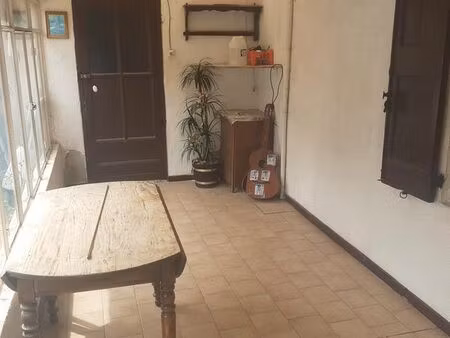 vend maison de village