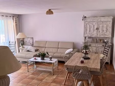 appartement lumineux de 90m2 résidence aubagne