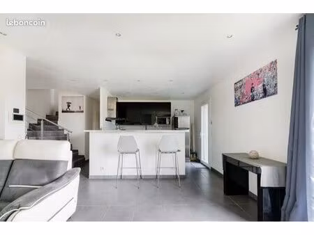 maison 80m2 - salon de provence
