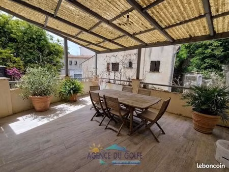 maison de village indépendante t 4 avec terrasse et garage