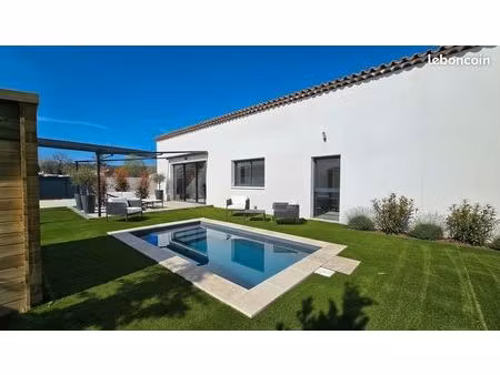 maison 5 pièces 159 m²