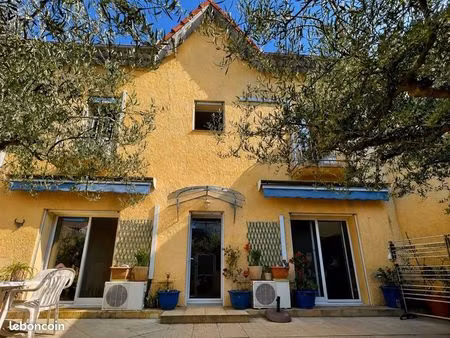 saint-rémy-de-provence maison de charme des années 30 - 137 m² - cour arborée & garage